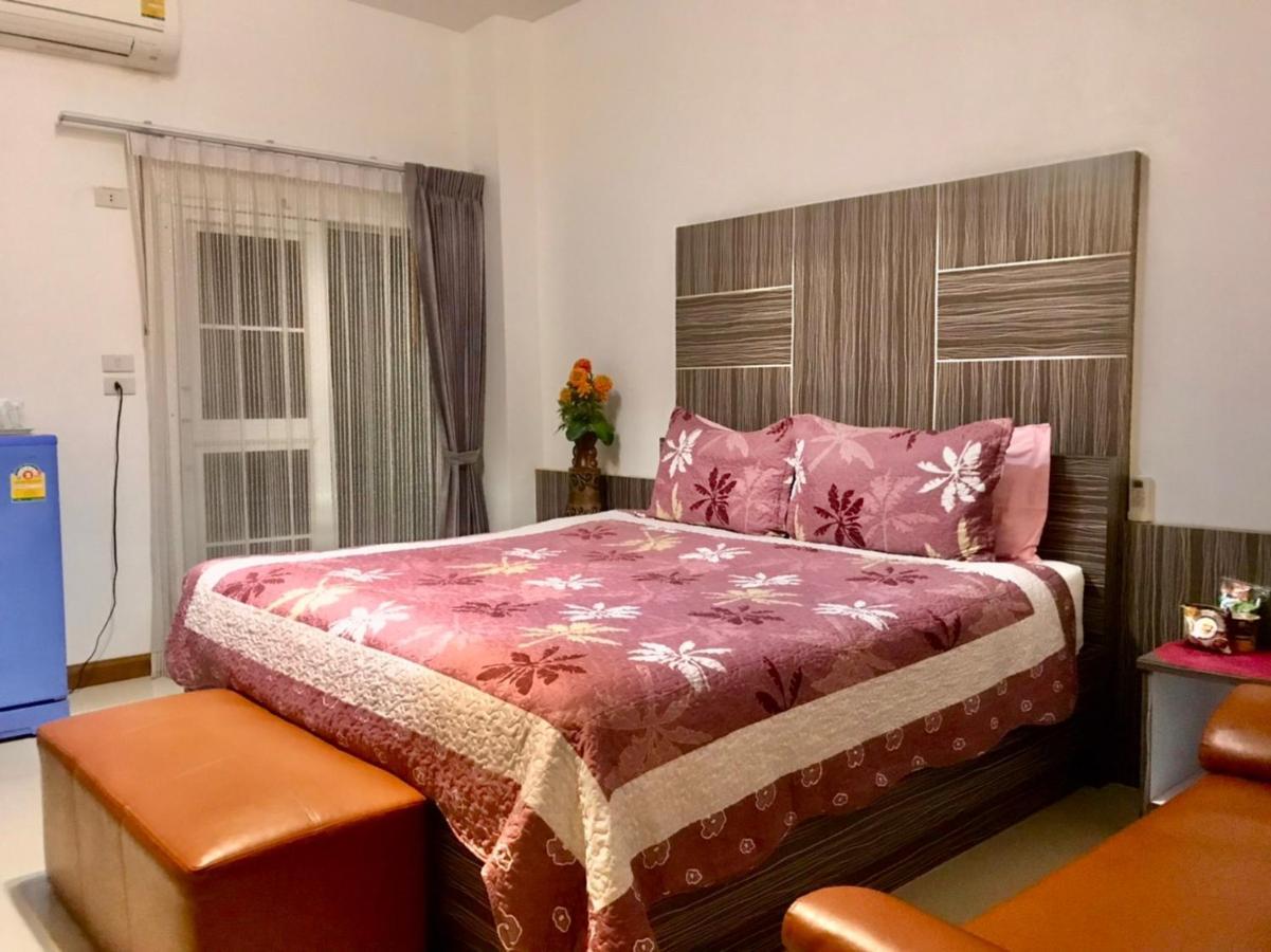 Ketsara Hotel Maha Sarakham Buitenkant foto
